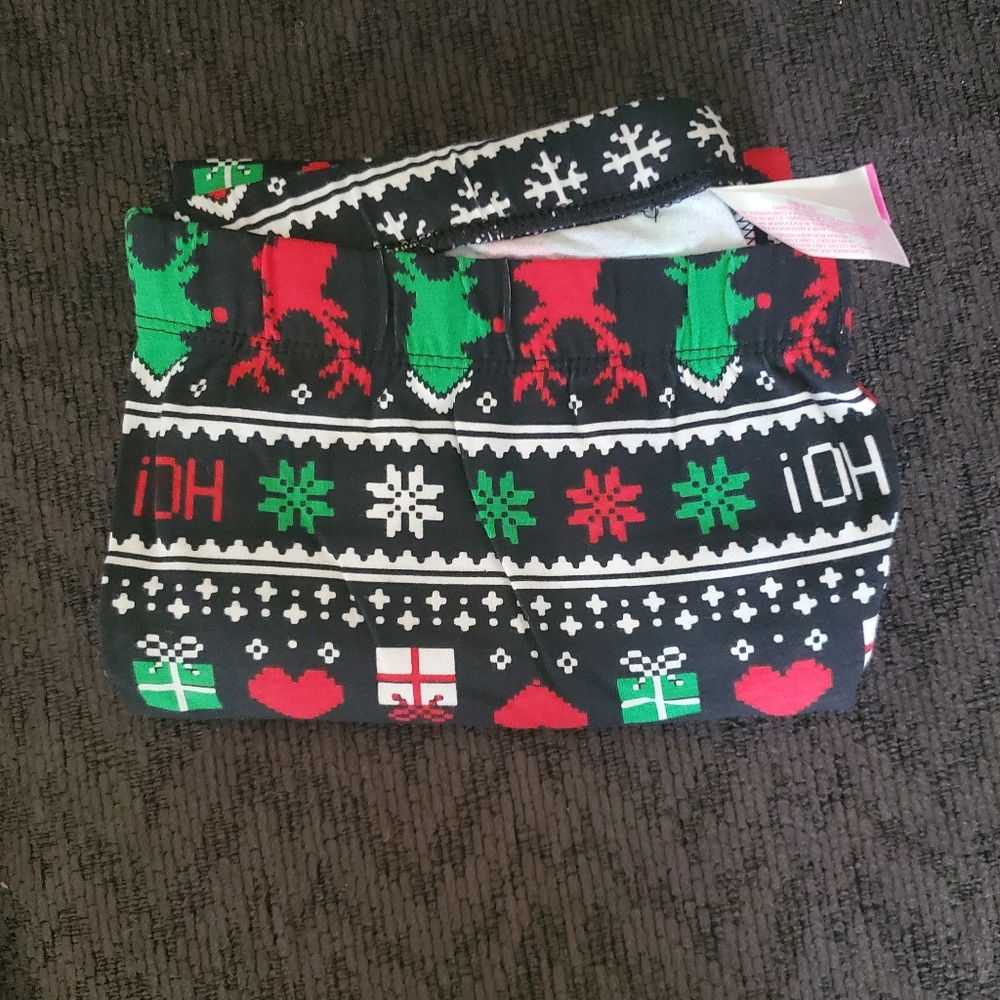 No Boundaries Christmas Leggings
